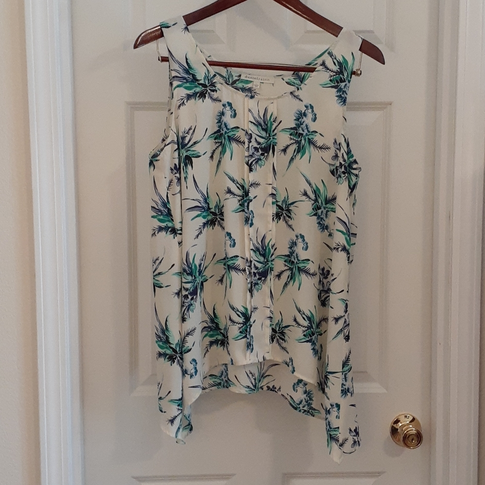 Daniel Rainn Floral Blouse
